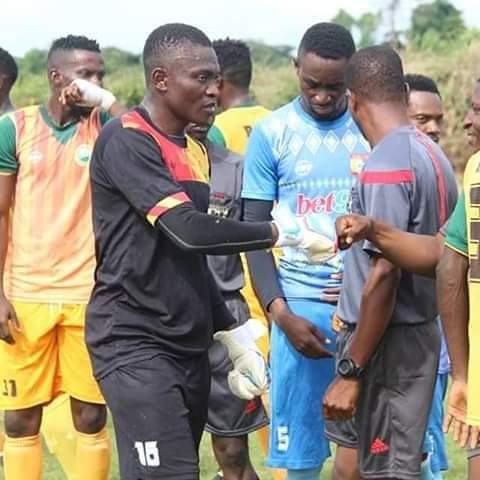 2020/2021 season GATEWAY UNITED Will gain the promotion to NPFL says SALAMI OLAWALE WASIU GATEWAY UNITED GOALKEEPER.. .