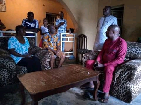 Osun FIBAN paid Condolence visits to Idris's Family who died recently in an auto crash.